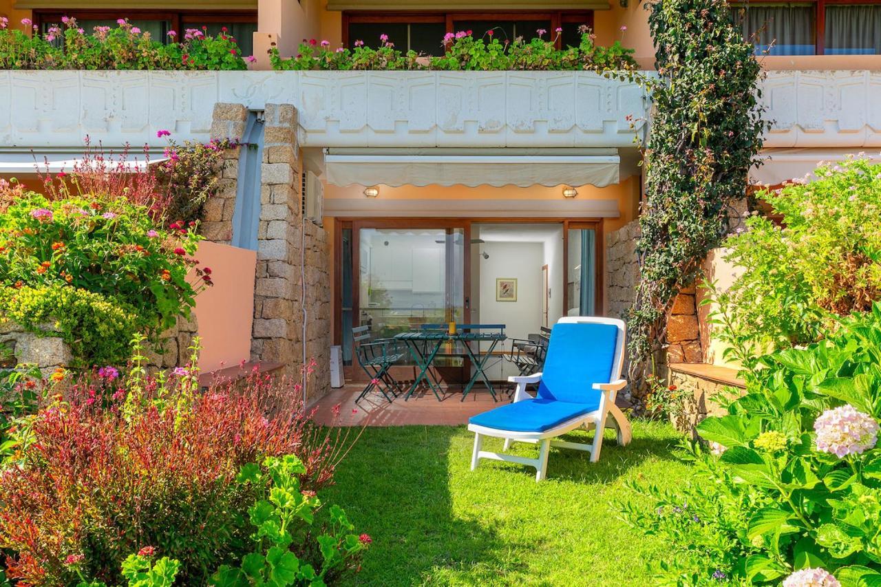 Residenze Coda Cavallo Сан-Теодоро Экстерьер фото