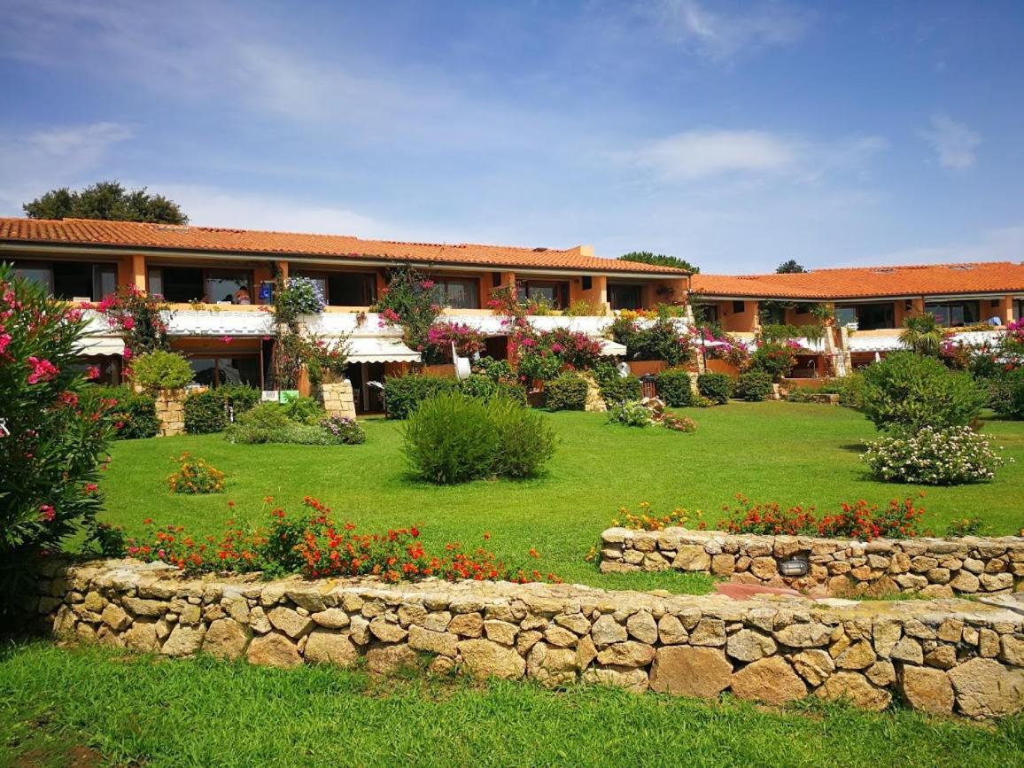 Residenze Coda Cavallo Сан-Теодоро Экстерьер фото